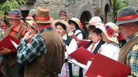 La storia del Profeta di Arcidosso sul palco del Cinema Teatro Amiata