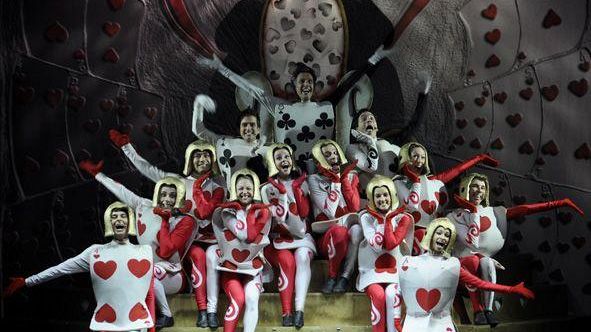 Successo a Prato per Alice nel Paese delle Meraviglie