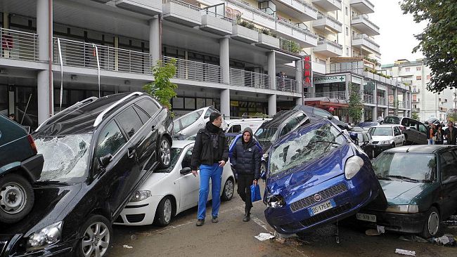 Emergenza alluvioni: continua a piovere sulla Toscana, l'Arno non preoccupa