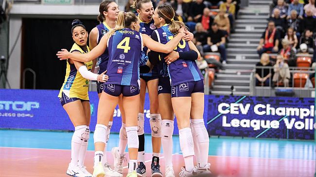 Polonia dolce per la Savino Del Bene Volley 