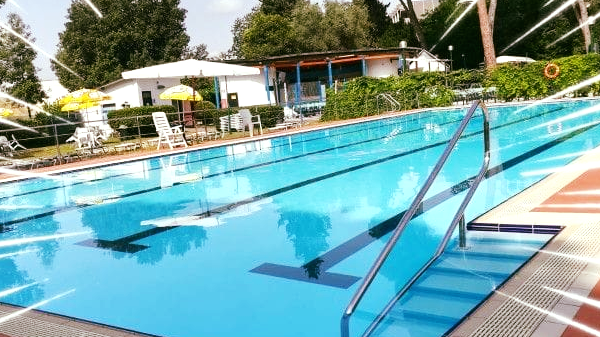 Piscine: riaprono le Pavoniere e la Flog