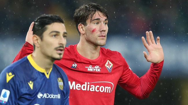 Viola, ultimo match con la fascia di capitano dedicata ad Astori