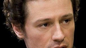 Teatro della Pergola: <I>Il dubbio</I> con Stefano Accorsi e Lucilla Morlacchi, regia di Sergio Castellitto da martedì 13 gennaio