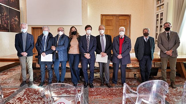 Coronavirus, test rapidi a tappeto su 32mila studenti fiorentini