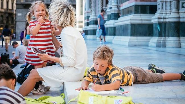 Firenze lancia Family Tour: ma il bambino scarabocchia il Duomo