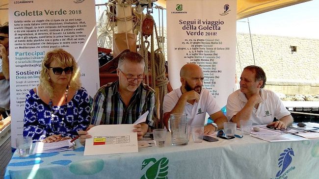 Legambiente Toscana: nelle foci dei fiumi cariche batteriche molto elevate