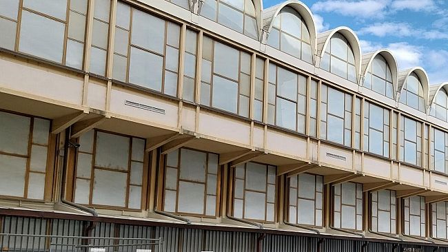 La Fondazione Cr Firenze sfratta i senza tetto dal proprio cortile