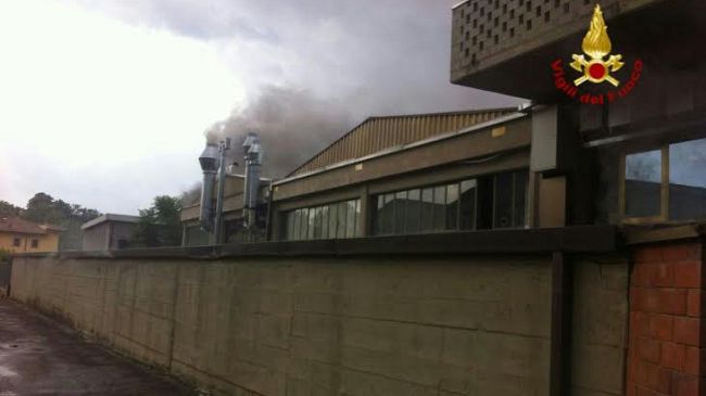 Incendio Impruneta: fiamme in ditta con sostanze chimiche