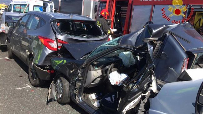 Schianto in Autostrada: incidente sulla A1, lunghe code
