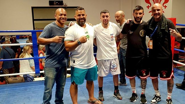 ​Obbadi domina Velazco e guarda avanti