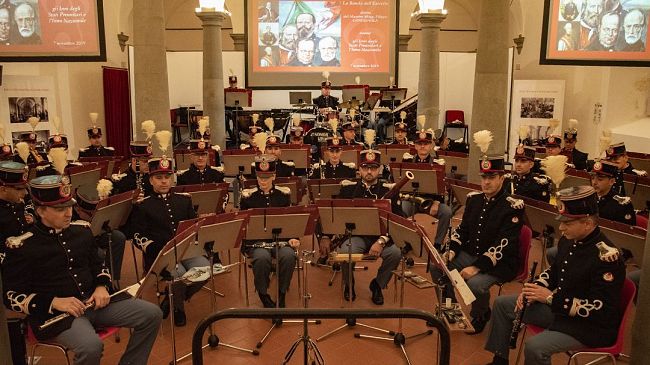 Fanfare militari in concerto per celebrare il tricolore