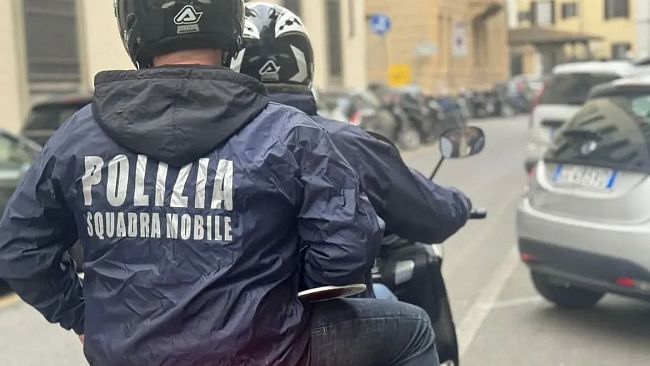 La Polizia ferma due giovani per i fatti dell'Isolotto e delle Piagge