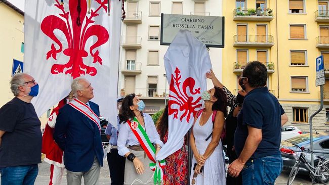 Lungarno Colombo, giardino intitolato a Rossella Casini
