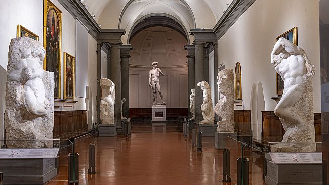 Accademia: i Prigioni come non li abbiamo mai visti