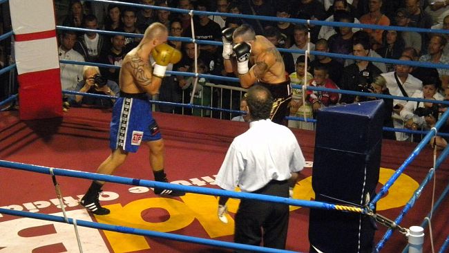 Boxe: Lenny Bottai vince ai punti