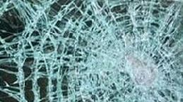 Auto presa a sassate vicino al Ponte all'Indiano, bimbo illeso perché dormiva