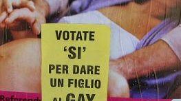 Siena: volantini del No attaccati la scorsa notte sui manifesti Ds per il Si al referendum