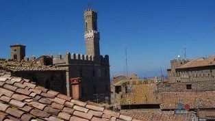Frana Volterra, a rischio la stagione turistica, corsa per riparare i danni