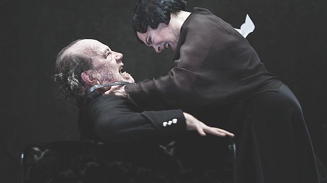 Teatro Metastasio: la Danza Macabra di Luca Ronconi