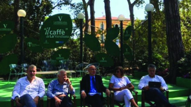 Al Caffè de La Versiliana in agosto c'è anche Matteo Renzi