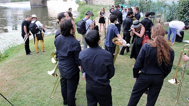 Ponte Vecchio e il fiume Arno per la prima mondiale di Traversi