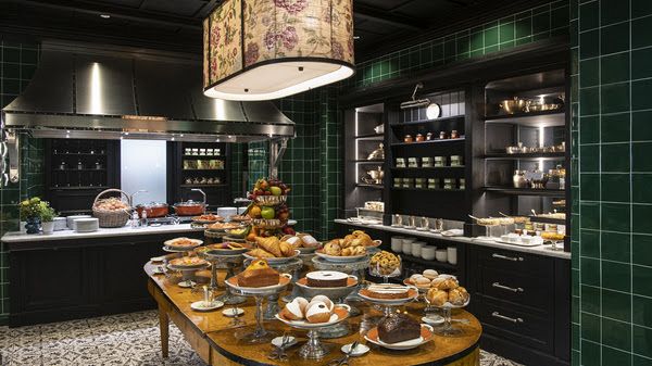 Helvetia & Bristol: la prima colazione firmata Iginio Massari