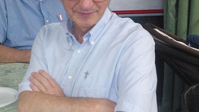 Benedizione fai da te: i parrocchiani difendono il parroco