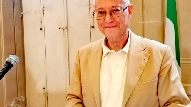 Covid parola femminile: la battaglia persa della Crusca