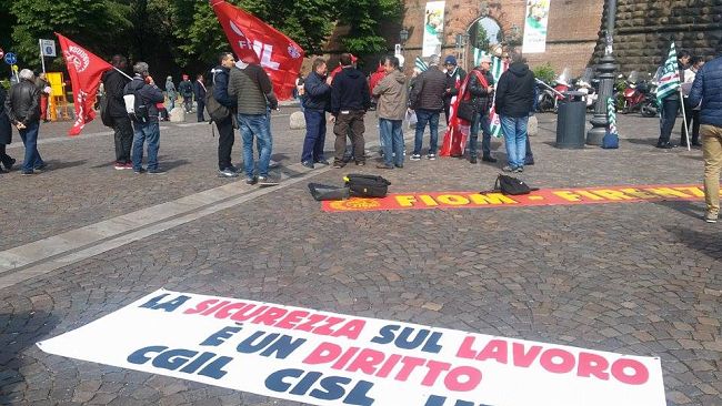 Sicurezza sul lavoro: presidio a Firenze di Cgil, Cisl, Uil
