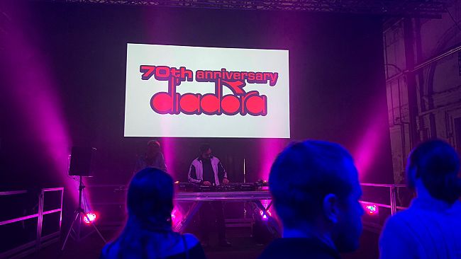 Diadora festeggia 70 anni a Pitti Uomo e cresce di fatturato