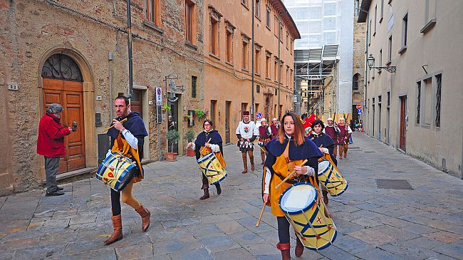 I Tartufai dell’Alta Vali Cecina a Volterra il 30-31 marzo e 1 aprile