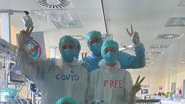 Coronavirus: oggi cinque morti e 418 nuovi casi