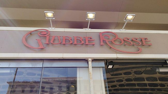 Le Giubbe Rosse sono salve: passano al Gruppo Scudieri