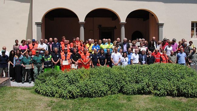 Terzo settore: la competenza sugli albi passa ai Comuni