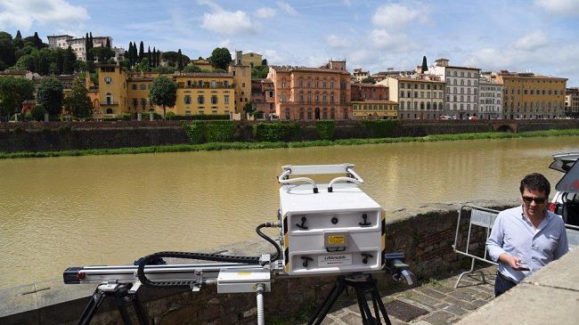 Publiacqua: sul lungarno ci fu una perdita, o è colpa del dissesto idrogeologico?