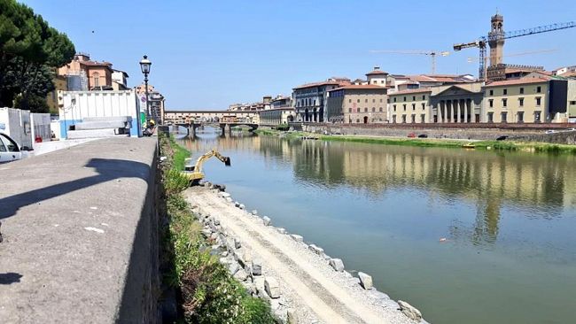 Dedicato a Martin Lutero il giardino davanti alla chiesa evangelica in lungarno Torrigiani