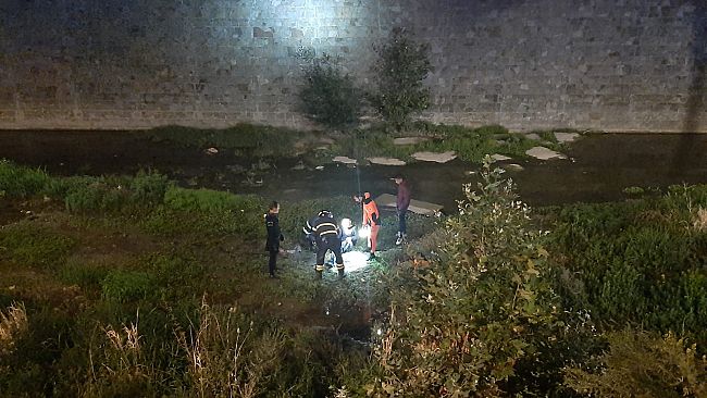 Salvataggio nel fiume stanotte lungo il Mugnone