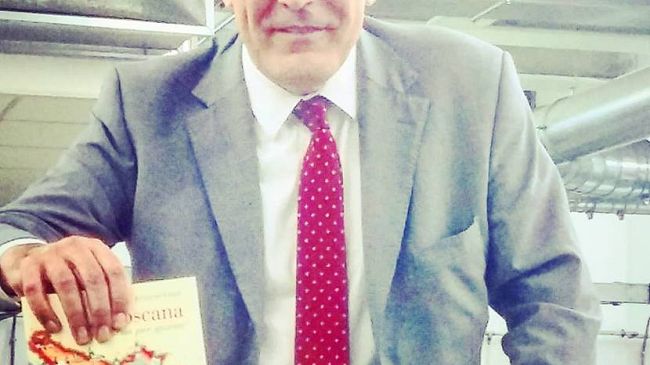 Toscana giorno per giorno, il libro di Eugenio Giani