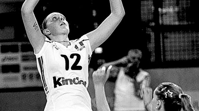 La Pallavolo piange, è morta a 36 anni Stefania Corna 