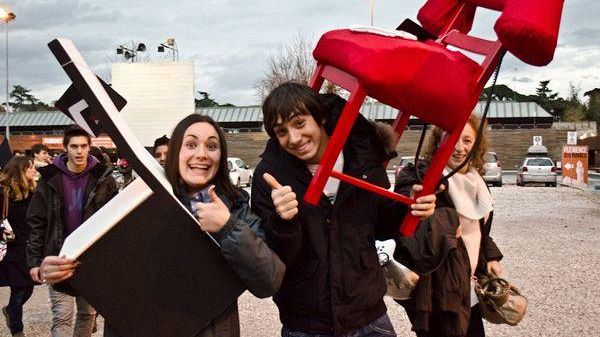 Sit-in Florence: l'arte e i ragazzi invadono la città