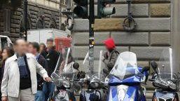 Aree pedonali: la prossima settimana in funzione i dissuasori mobili in piazza Strozzi