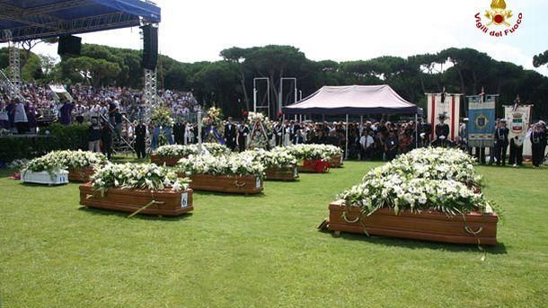 Martini a Viareggio: «Stop alle tasse e aiuti alle imprese»