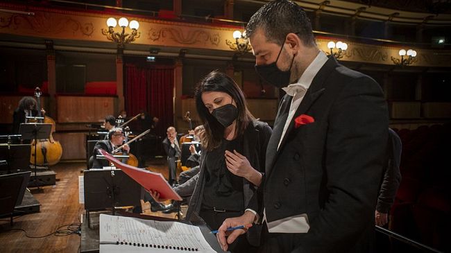 Due secoli di musica: debutto di Jader Bignamini con l'Ort