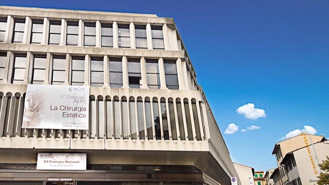 Chirurgia plastica: cinesi a lezione di bellezza dai professionisti italiani