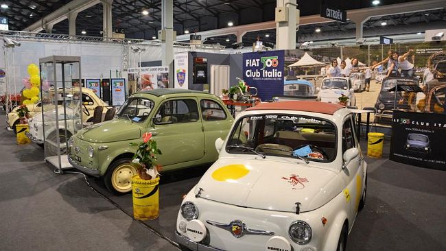 A Firenze passione per le auto “green”, o d’epoca