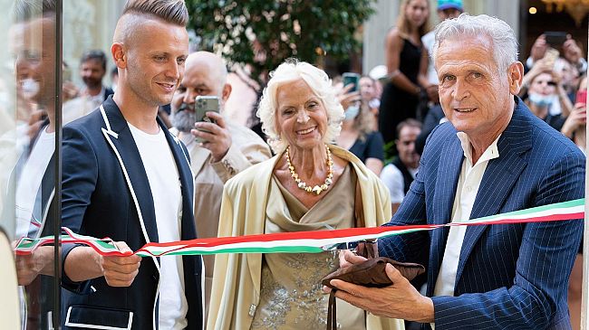 Via Calzaiuoli, nuovo negozio di Graziella Braccialini