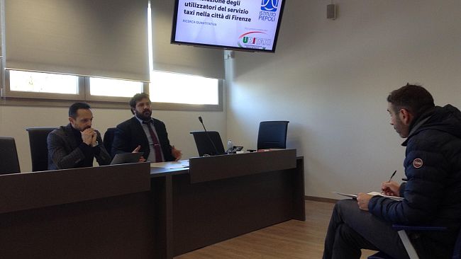 Taxi a Firenze, piace: ecco chi lo usa, ma pochi prenotano via App