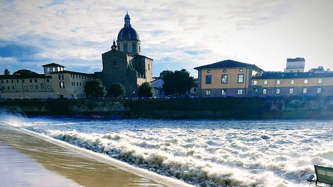 Parcheggio interrato del Cestello e terza corsia A11: stop da Roma