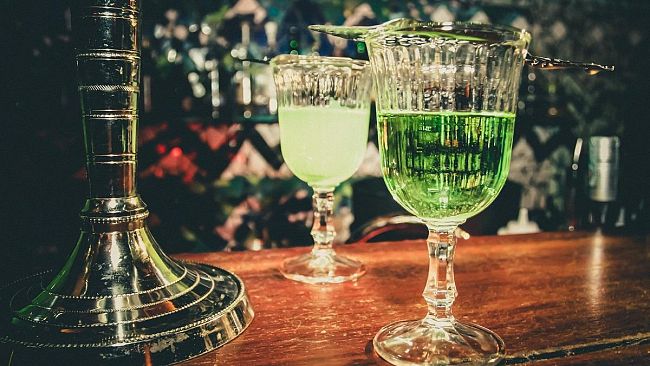 Al Rex si inaugura Fumoir, tra arredi vintage e fontana d'assenzio