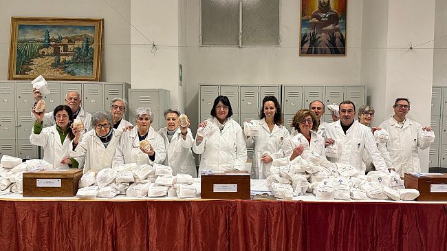 Festa della Misericordia, distribuiti 18.500 panellini benedetti